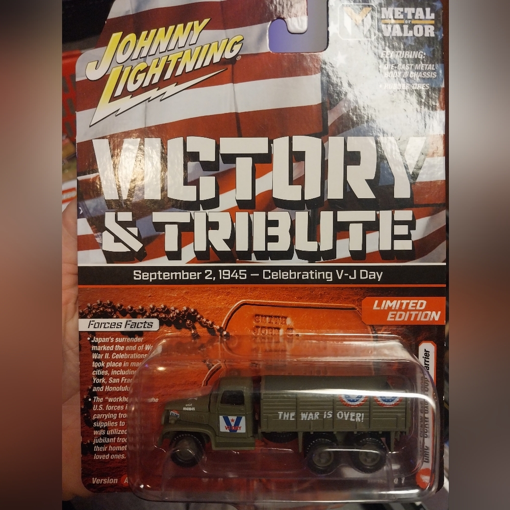 Johnny Lightning Victory & Tribute Green Military Truck - Limited Edition
